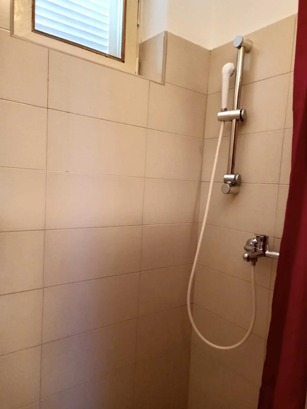 2-Bedroom Apartment in Umag for Up to 5