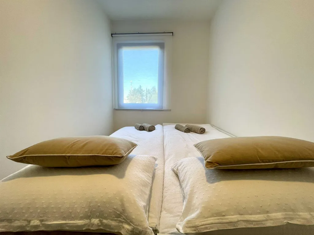 2-Bedroom Apartment for Up to 6 in Umag