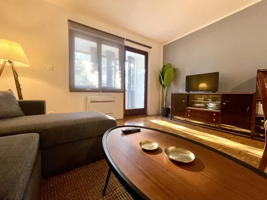 2-Bedroom Apartment for Up to 6 in Umag
