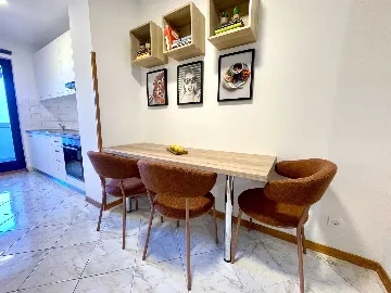 2-Bedroom Apartment for Up to 6 in Umag