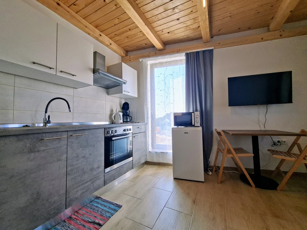 Cozy 1-Bedroom Apartment in Umag