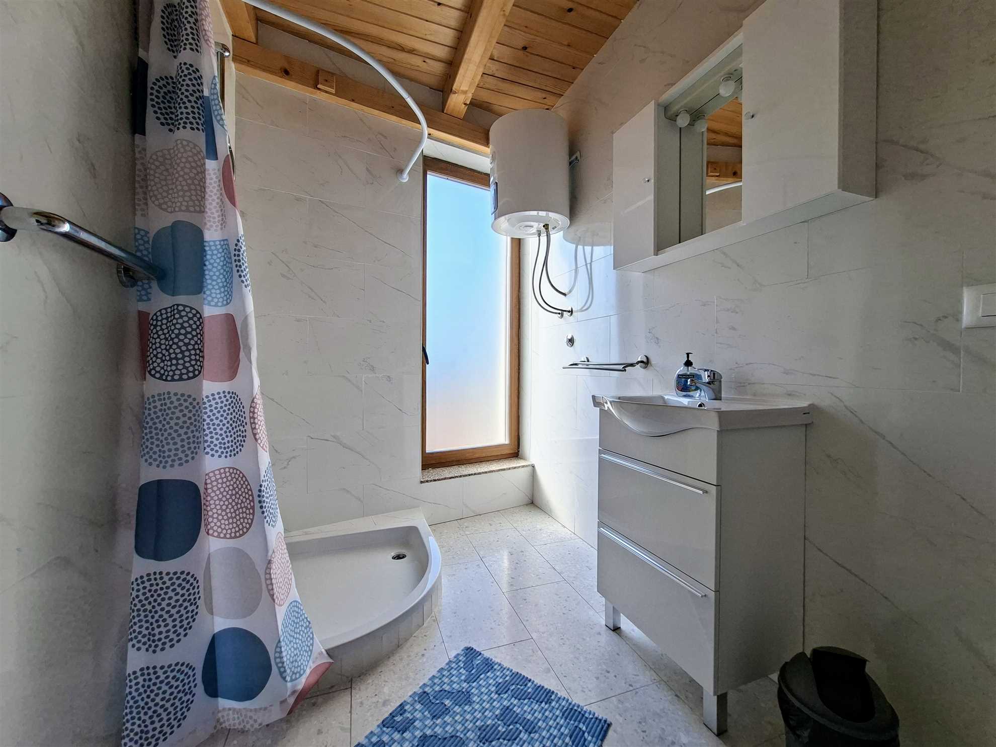 Apartment Pintur close to the beach
