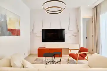 Tar 3-Bedroom Villa for 6 Guests