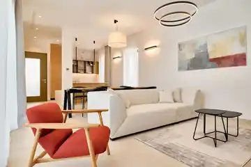 Tar 3-Bedroom Villa for 6 Guests