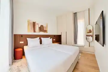 Tar 3-Bedroom Villa for 6 Guests