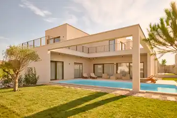 4-Bedroom Villa in Tar, Croatia (Sleeps 8)