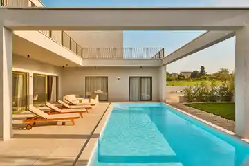 4-Bedroom Villa in Tar, Croatia (Sleeps 8)