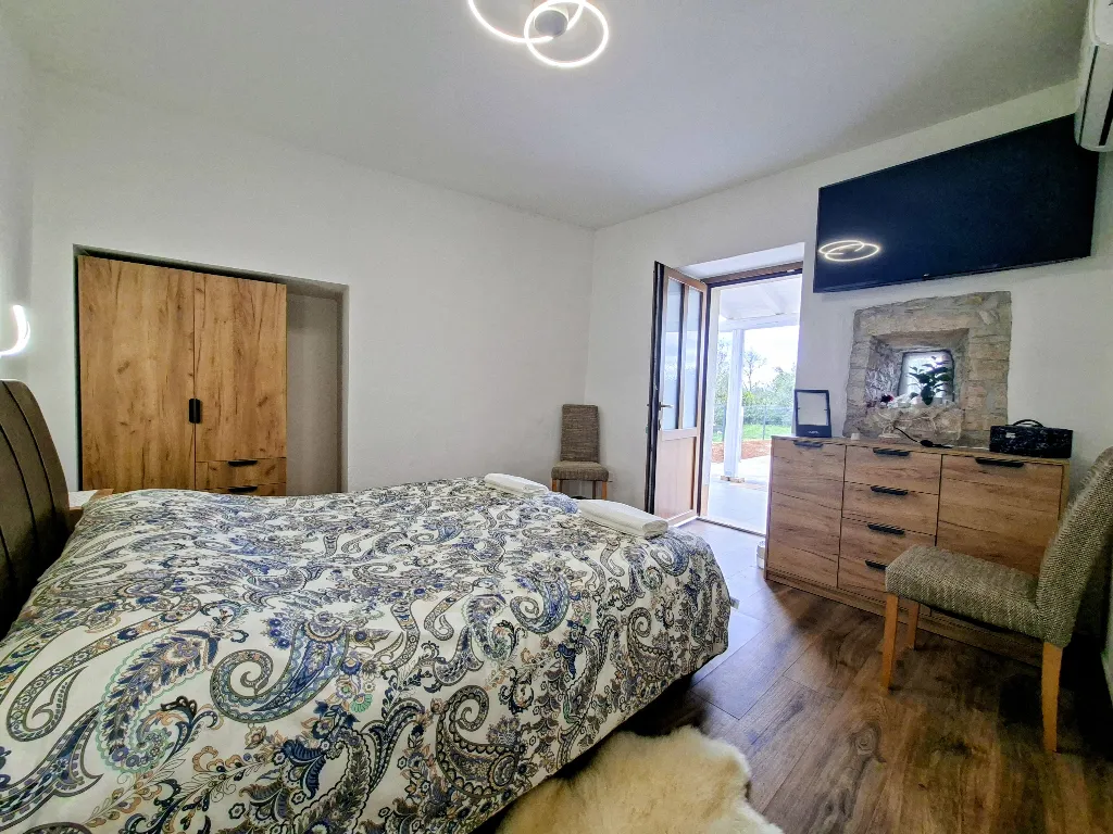 Umag 1-Bedroom Apartment for 4 Guests