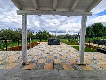 Umag 1-Bedroom Apartment for 4 Guests