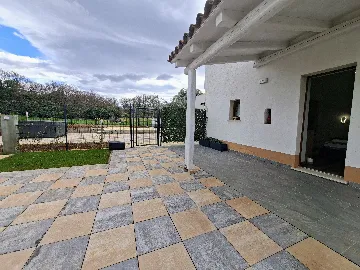 Umag 1-Bedroom Apartment for 4 Guests