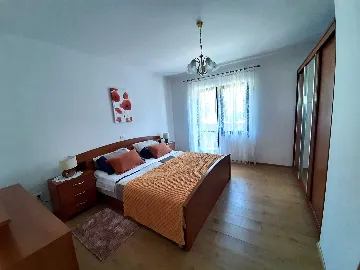 Umag 1-Bedroom Apartment with Sea View