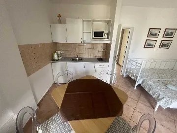 Apartment in Poreč with Swimming Pool for Up to 4