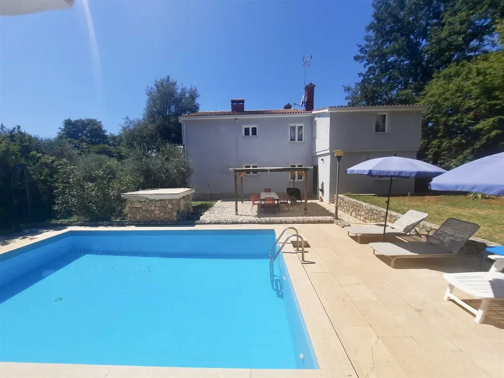 1-Bedroom Apartment in Kukci, Poreč with Pool