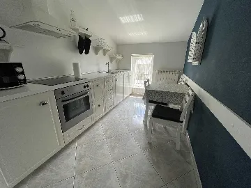 One-Bedroom Apartment in Umag for Up to 4 Guests