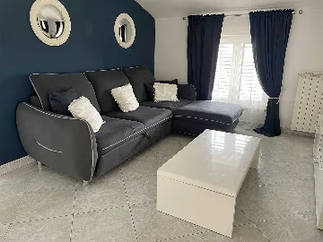 One-Bedroom Apartment in Umag for Up to 4 Guests