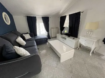 One-Bedroom Apartment in Umag for Up to 4 Guests