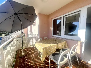 Umag 1-Bedroom Apartment for Up to 4