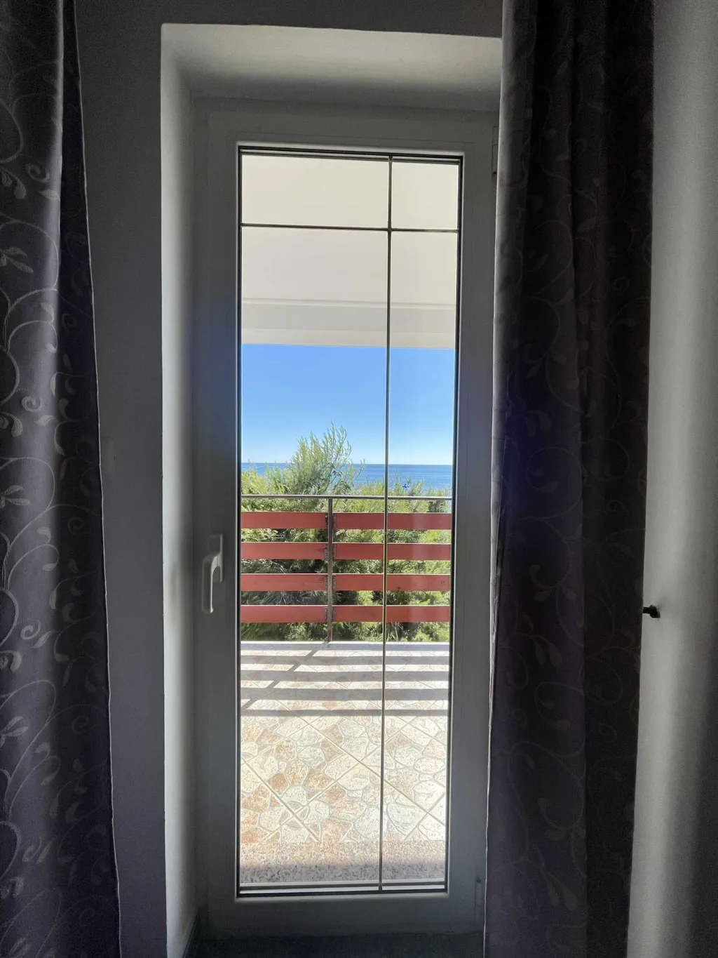 Umag Sea-View Apartment for Up to 4 Guests