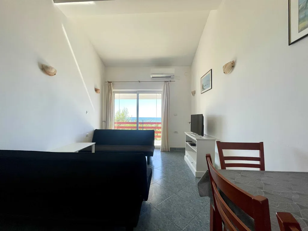 Umag Sea-View Apartment for Up to 4 Guests