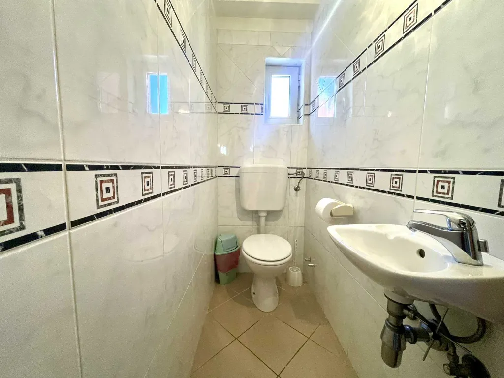 Umag Sea-View Apartment for Up to 4 Guests