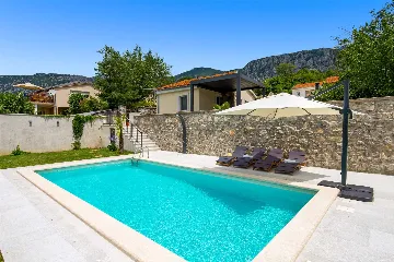 Grižane Holiday House for Up to 4 Guests