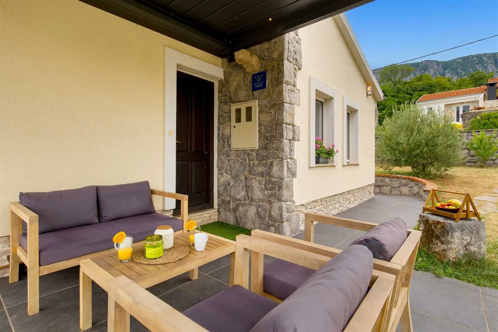 Grižane Holiday House for Up to 4 Guests