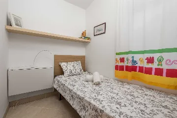 Grižane Holiday House for Up to 4 Guests