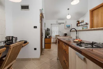 Grižane Holiday House for Up to 4 Guests