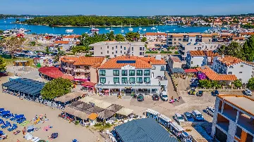 Hotel Room with Sea-View Terrace in Medulin
