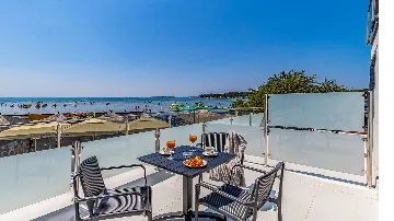 Medulin Double Room with Terrace Sea View