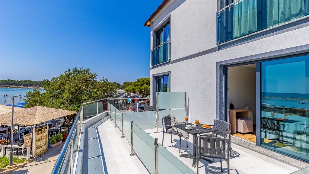Medulin Double Room with Terrace Sea View