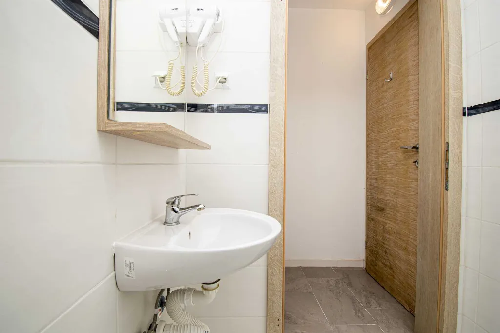 Double Bed Hotel Room for 2 in Medulin