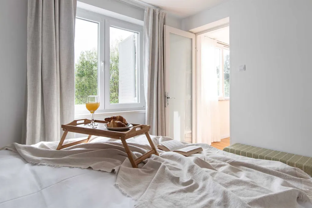 Dubrovnik Lapad 2-Bedroom Apartment for 4