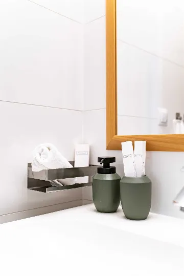 Dubrovnik Lapad 2-Bedroom Apartment for 4