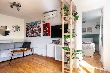 Dubrovnik Lapad 2-Bedroom Apartment for 4