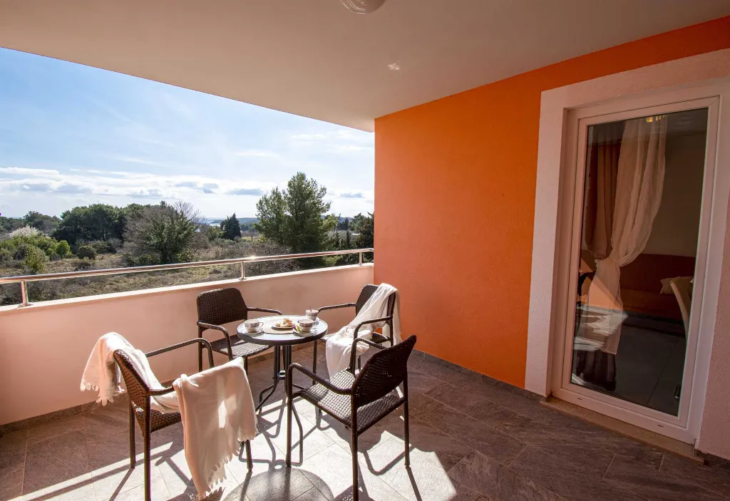One-Bedroom Apartment in Premantura with Pool