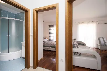 One-Bedroom Apartment in Premantura (Sleeps 4)