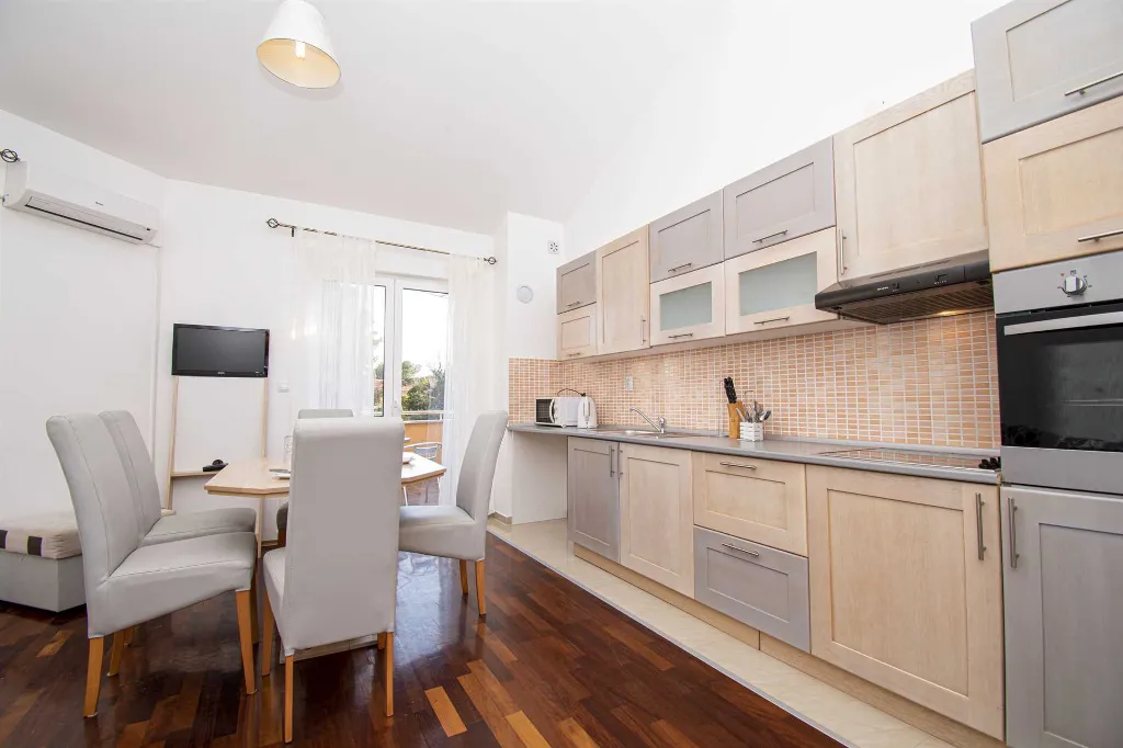 One-Bedroom Apartment in Premantura (Up to 4 Guests)