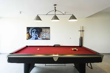 6-Bedroom Villa with Heated Pool in Kaštel Stari