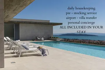 6-Bedroom Villa with Heated Pool in Kaštel Stari