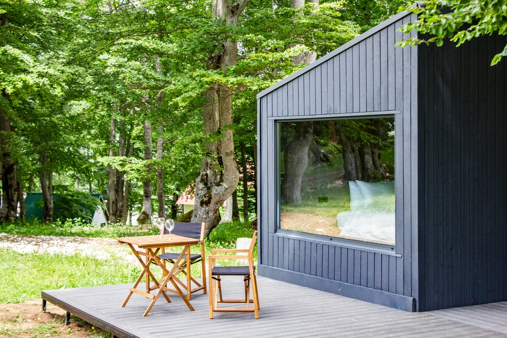 Ginger Cabins: Luksuzno utočište u šumi s pogledom na Durmitor