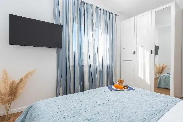 4-Bedroom Villa in Tugare with Heated Pool and Jacuzzi