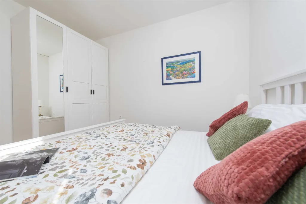 4-Bedroom Villa in Tugare with Heated Pool and Jacuzzi