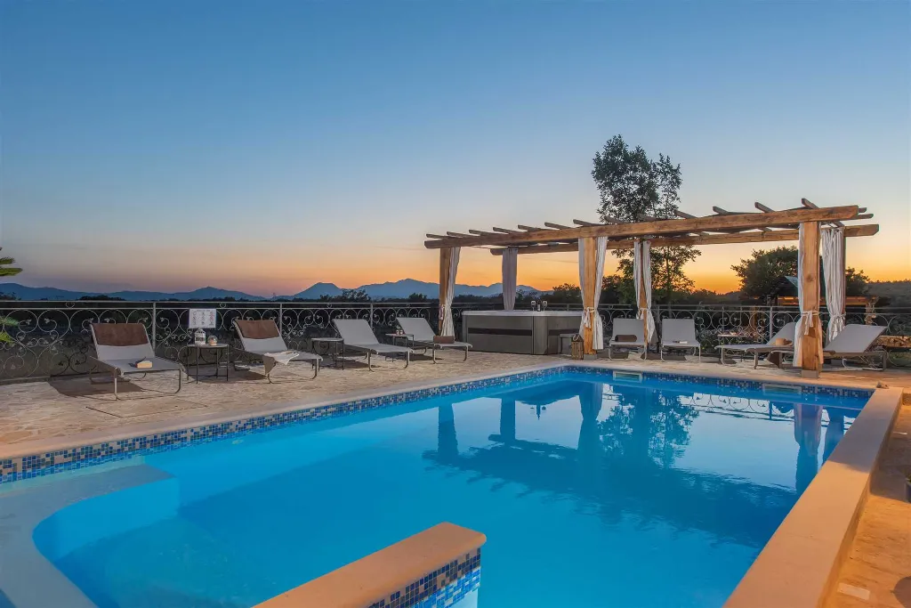 4-Bedroom Villa in Opanci with Heated Pool & Sauna