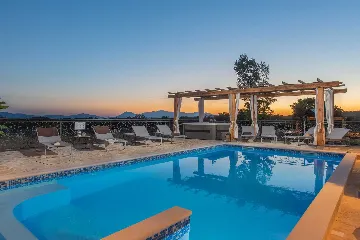 4-Bedroom Villa in Opanci with Heated Pool & Sauna