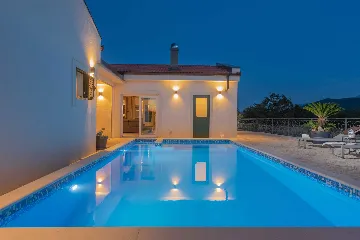 4-Bedroom Villa in Opanci with Heated Pool & Sauna