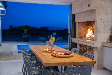 4-Bedroom Villa in Opanci with Heated Pool & Sauna