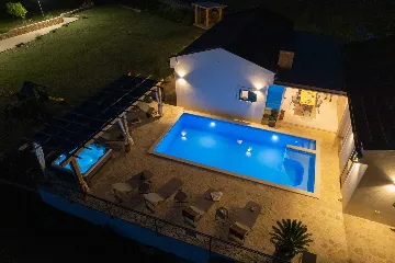 4-Bedroom Villa in Opanci with Heated Pool & Sauna