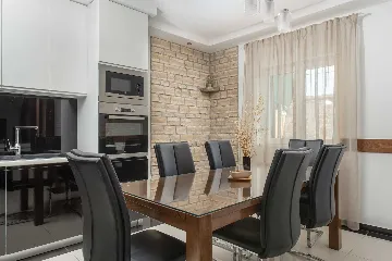 Stone Villa in Šumet with Pool and Jacuzzi