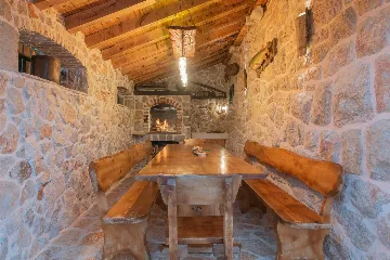 Stone Villa in Šumet with Pool and Jacuzzi